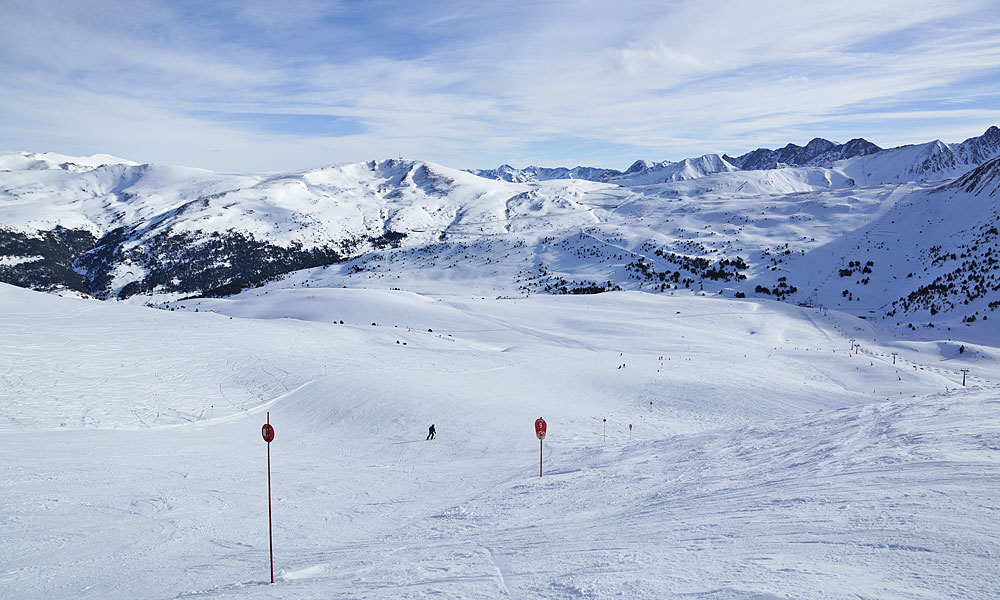 Blick auf die Pisten in Grandvalira